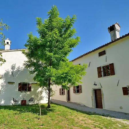 Dom wakacyjny Istrien Traditionelles Steinhaus 8 By Interhome Kotli