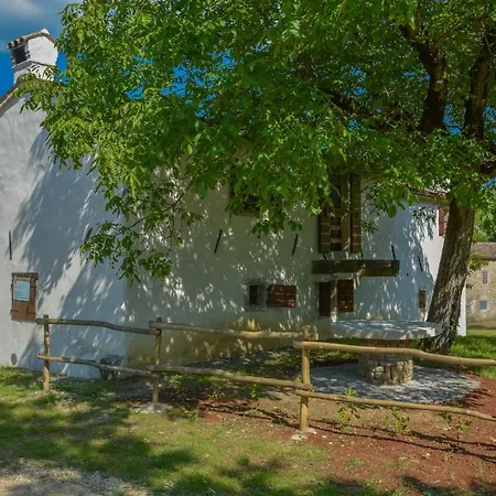 Istrien Traditionelles Steinhaus 8 By Interhome Dom wakacyjny *
